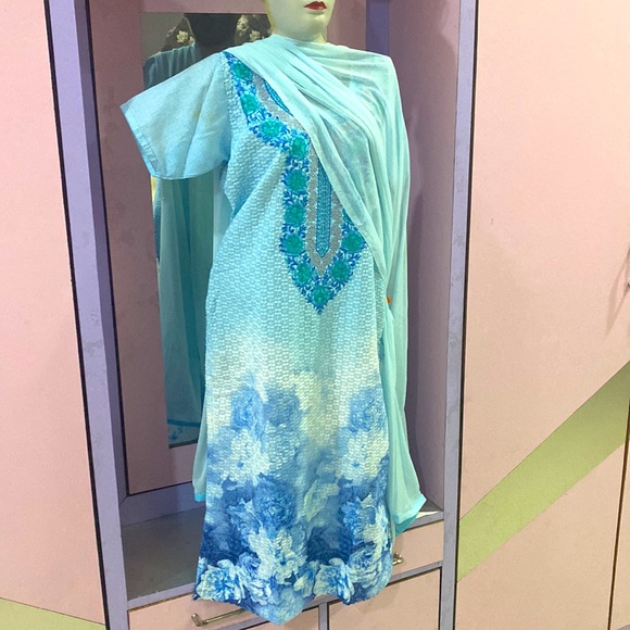 Fully sequins embroidered 3 piece stitched salwar kurta dupatta set - Picture 3 of 13